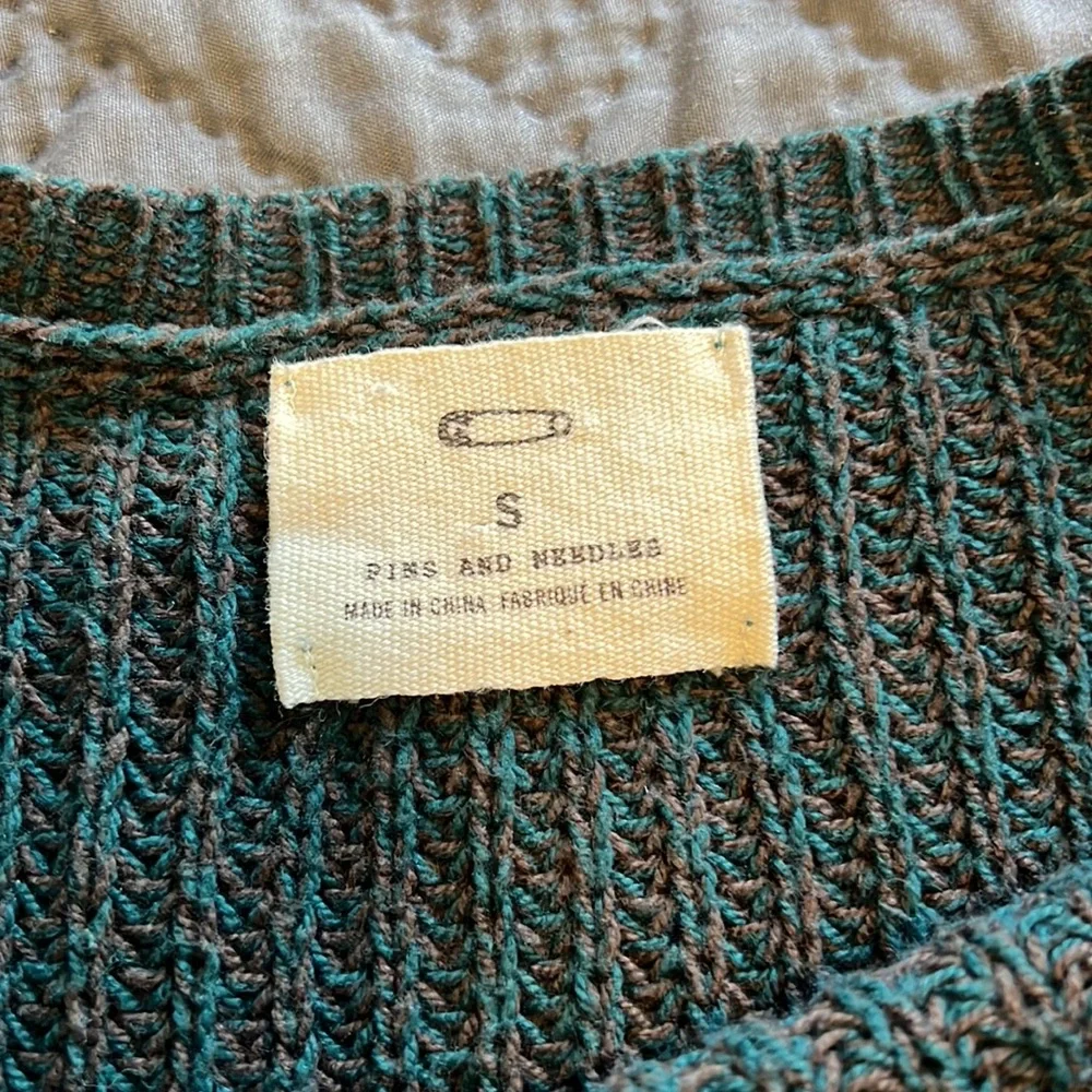 Pins and Needles : Sweater - Small - Picture 8 of 9